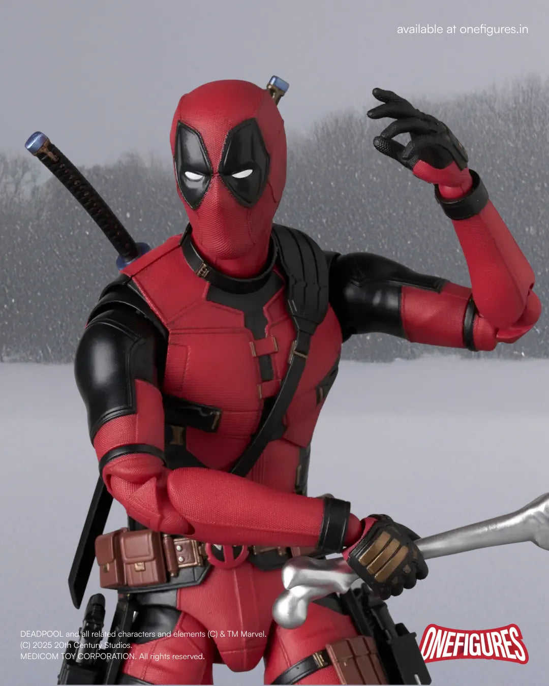 MAFEX Deadpool Action Figure (Deadpool & Wolverine Ver.)