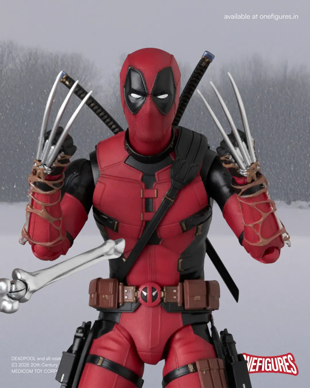 MAFEX Deadpool Action Figure (Deadpool & Wolverine Ver.)